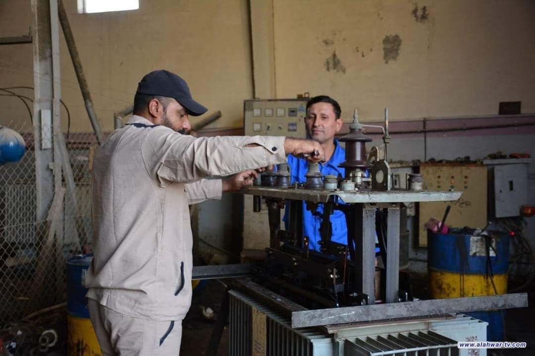 توزيع كهرباء ذي قار تعلن صيانة ٦٢ محولة خلال شهر أب الماضي